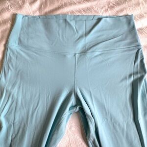 Lululemon Align Crop size 16 🩵